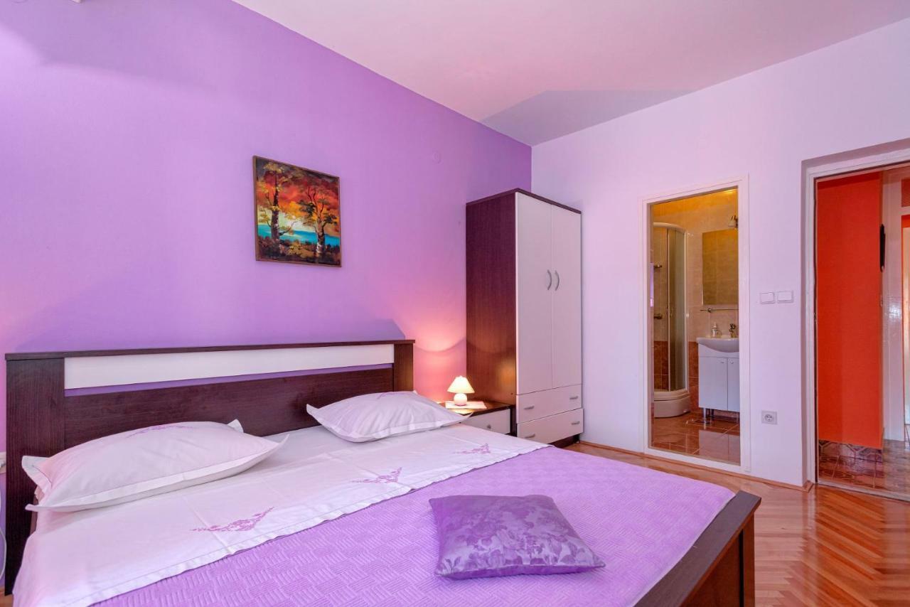 Apartments Ana Buratovic Stari Grad  Exterior photo