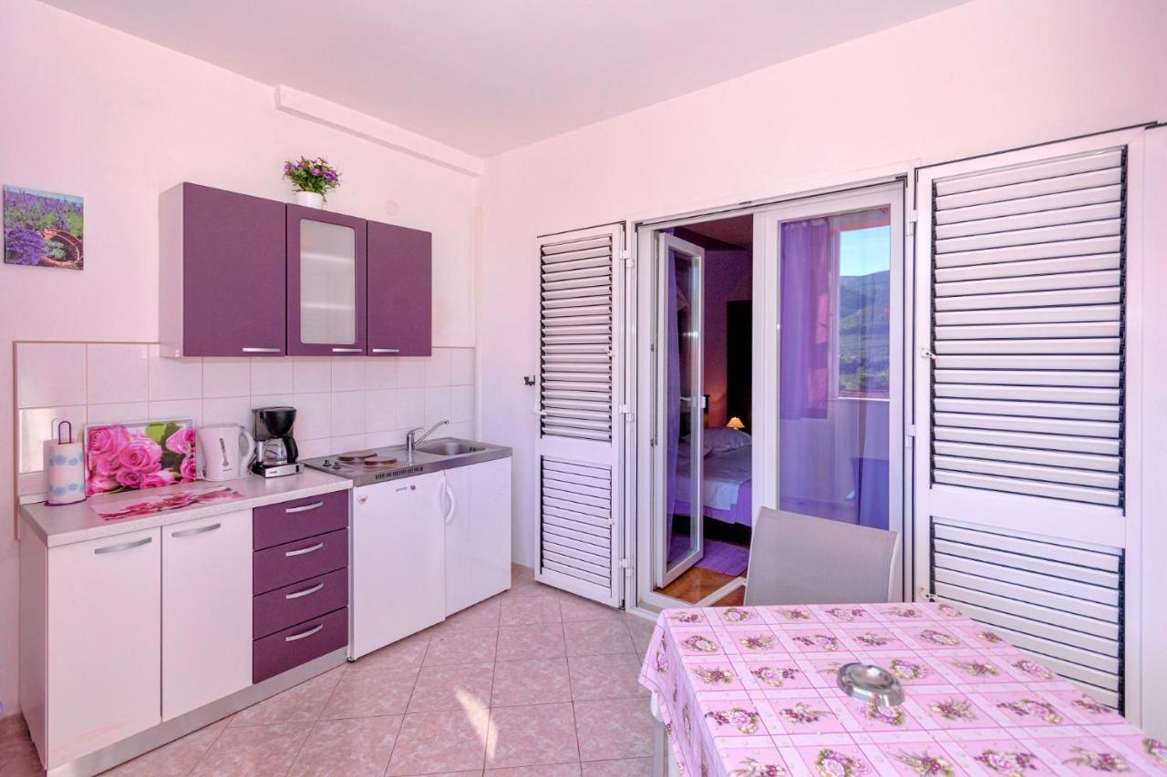 Apartments Ana Buratovic Stari Grad  Exterior photo