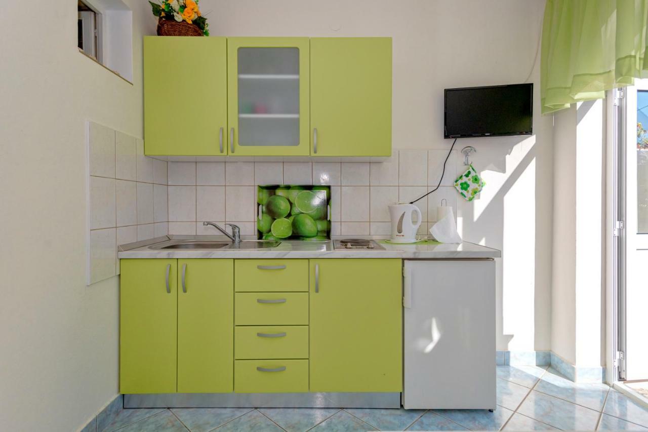 Apartments Ana Buratovic Stari Grad  Exterior photo