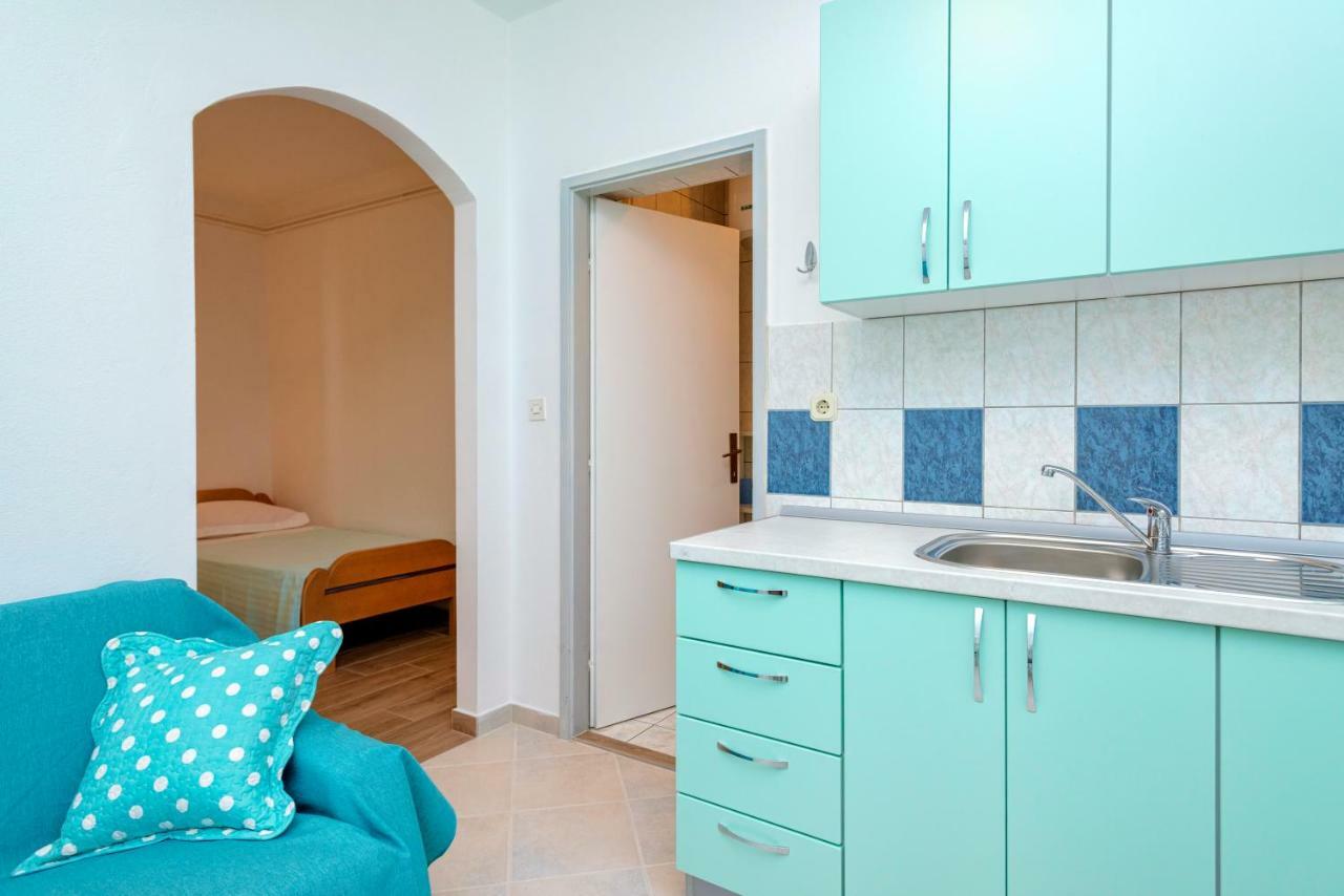 Apartments Ana Buratovic Stari Grad  Exterior photo