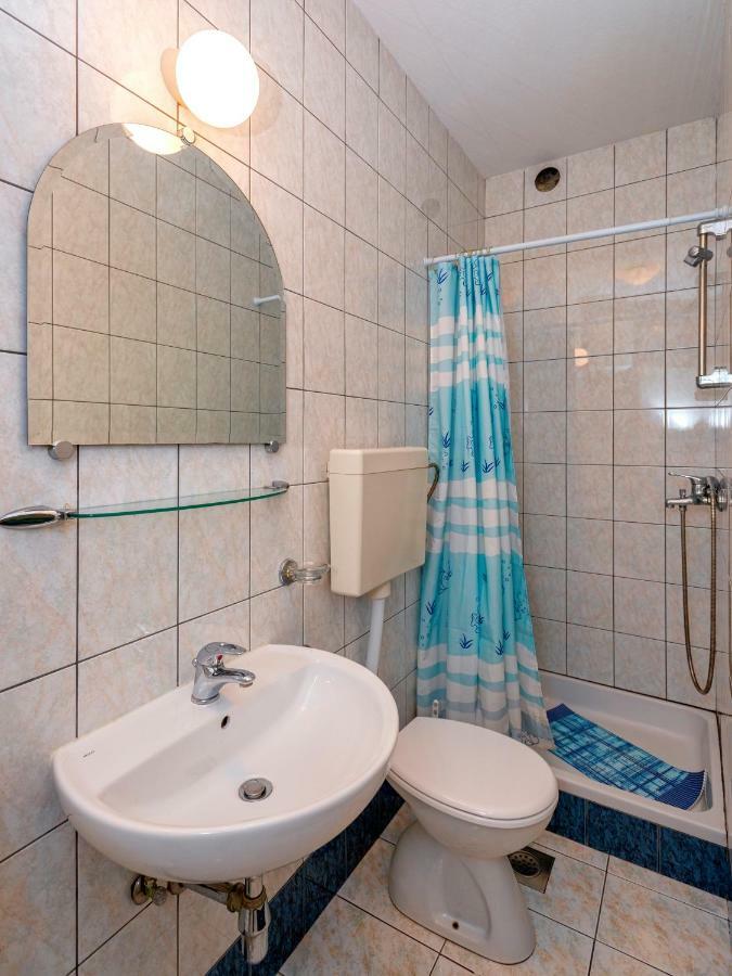 Apartments Ana Buratovic Stari Grad  Exterior photo
