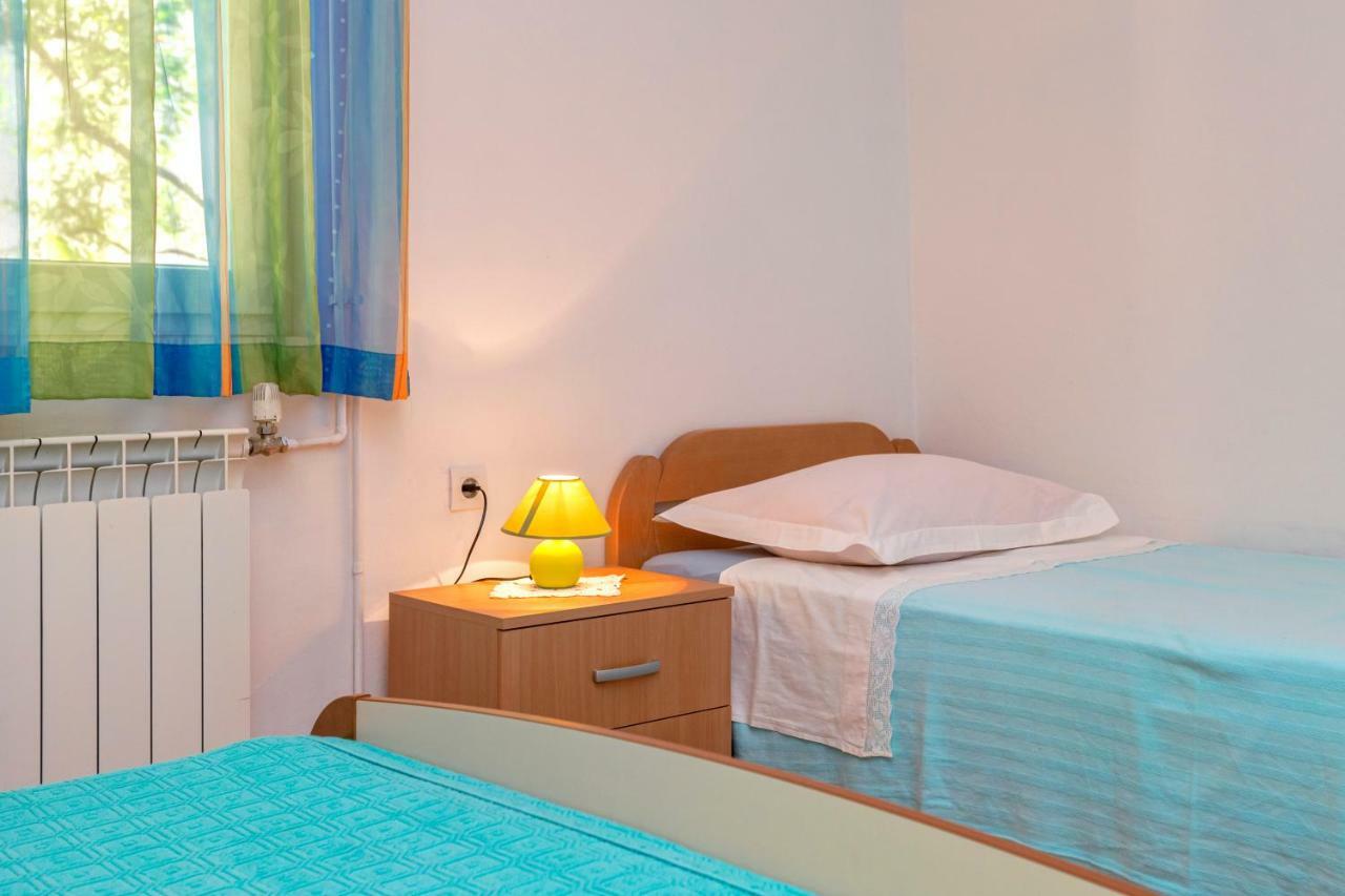 Apartments Ana Buratovic Stari Grad  Exterior photo