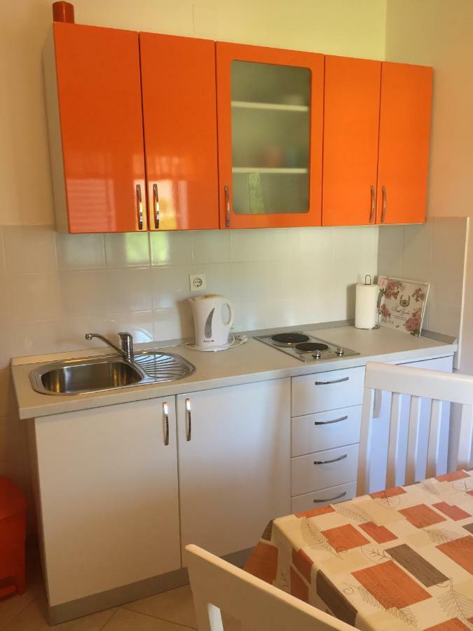 Apartments Ana Buratovic Stari Grad  Exterior photo